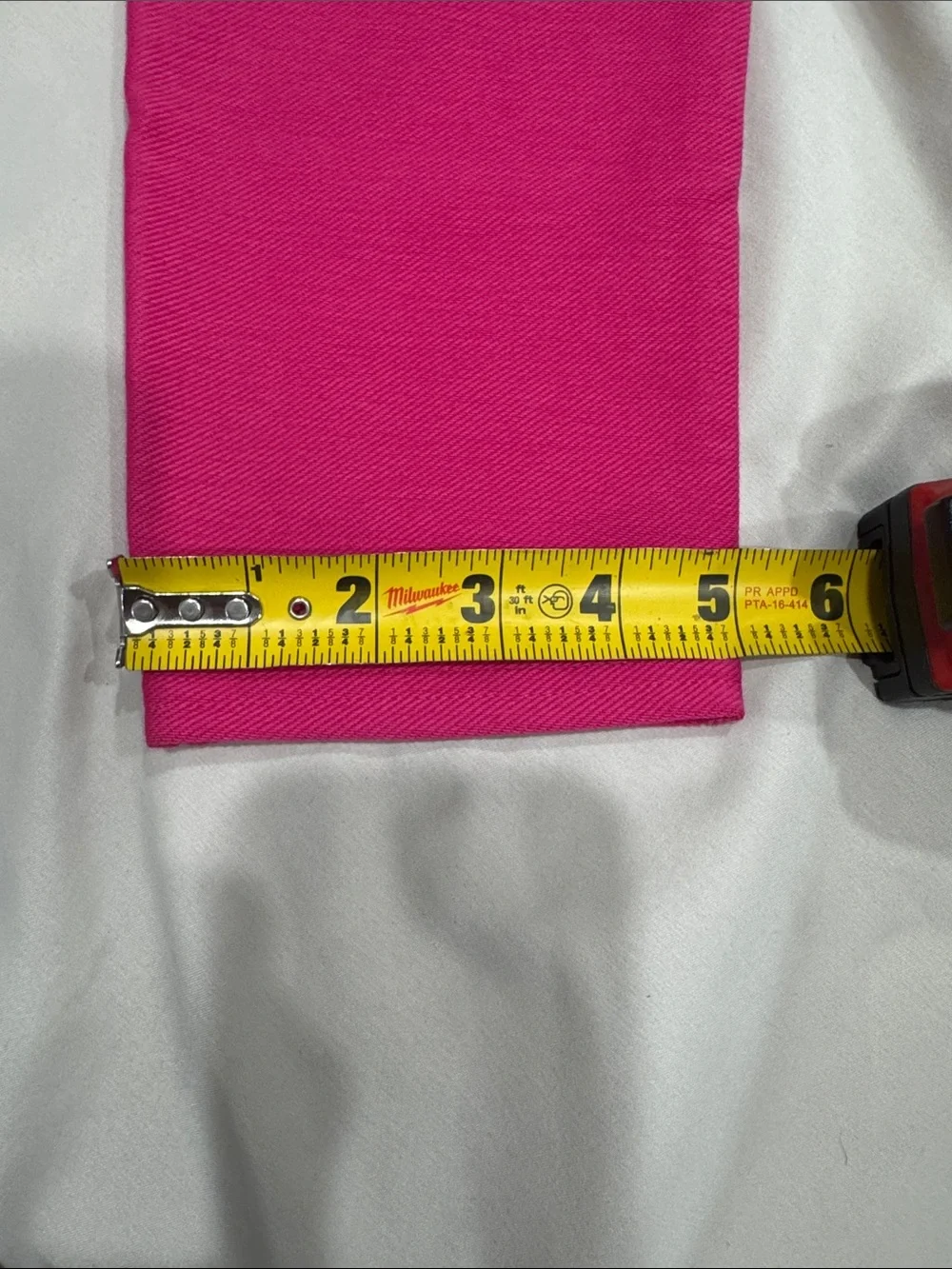 Michael Kors Bright Pink Ponte jeggings with Gold Accents B15